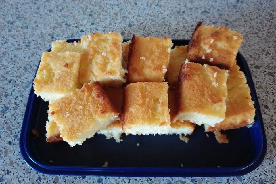 Kokos - Joghurt - Grieß - Kuchen