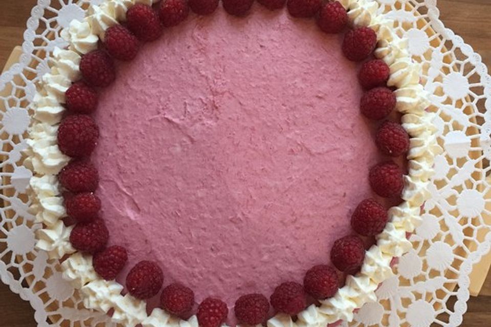 Pfirsich - Melba - Torte