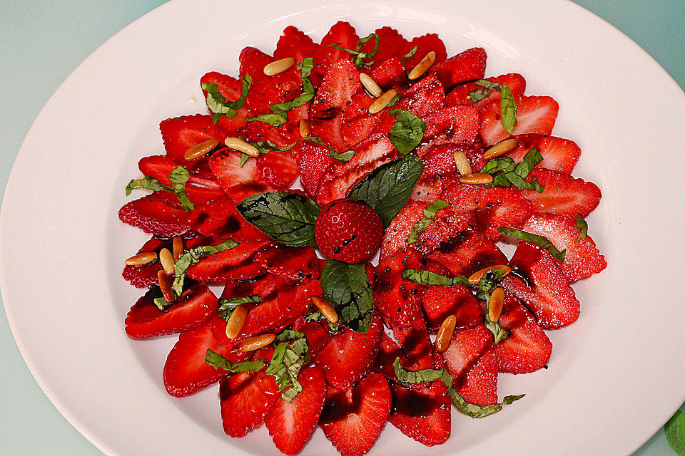 Erdbeer - Carpaccio Erdbeer - Carpaccio