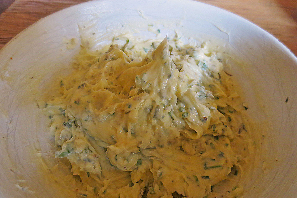 Frische Kräuterbutter