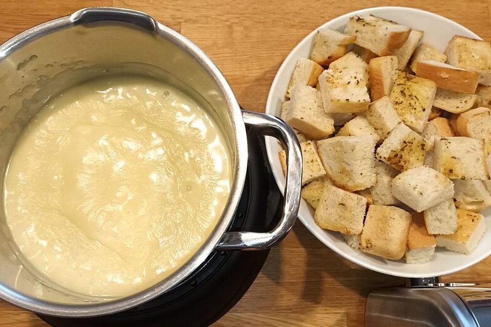 Original Schweizer Käsefondue