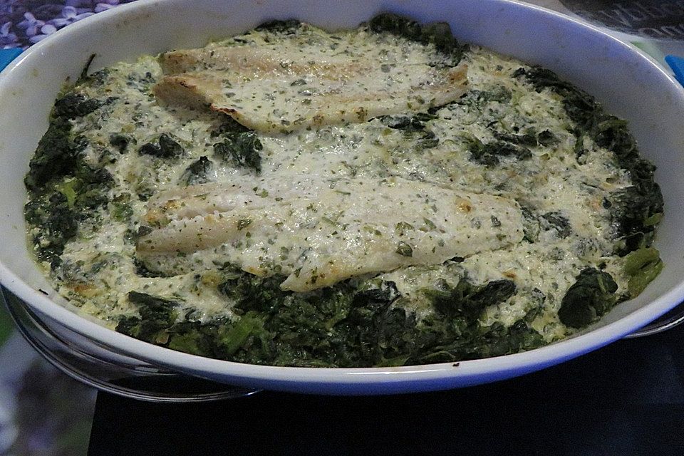 Fischfilet auf Spinatbett Fischfilet auf Spinatbett