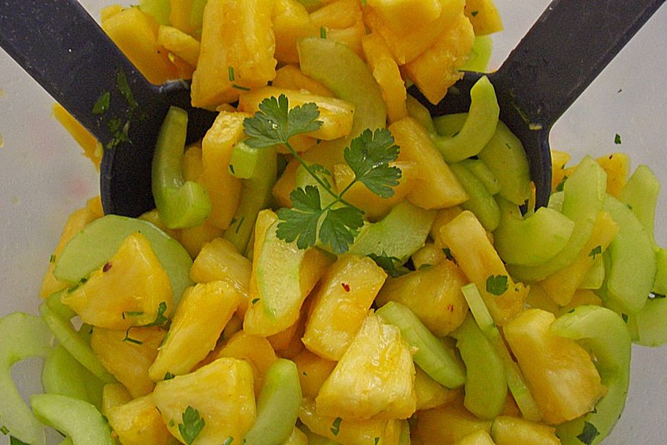 Ananas - Gurken - Salat