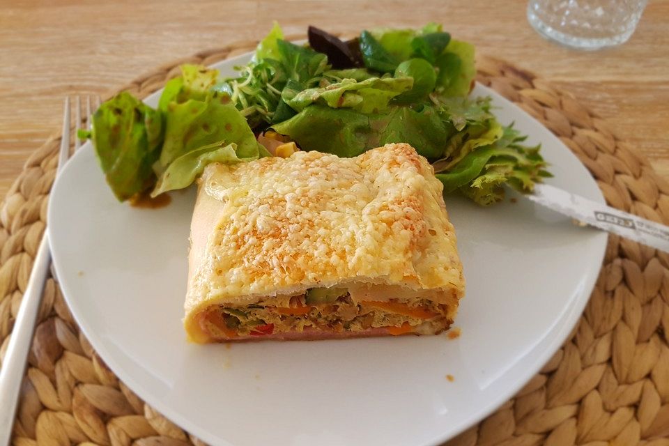 Herzhafter Gemüse - Schinken - Strudel