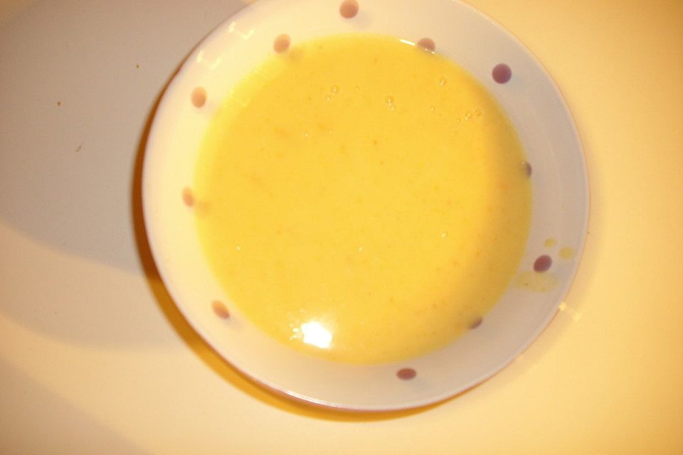 Cremige, aber diättaugliche Kartoffelsuppe mit Thymian und Käse