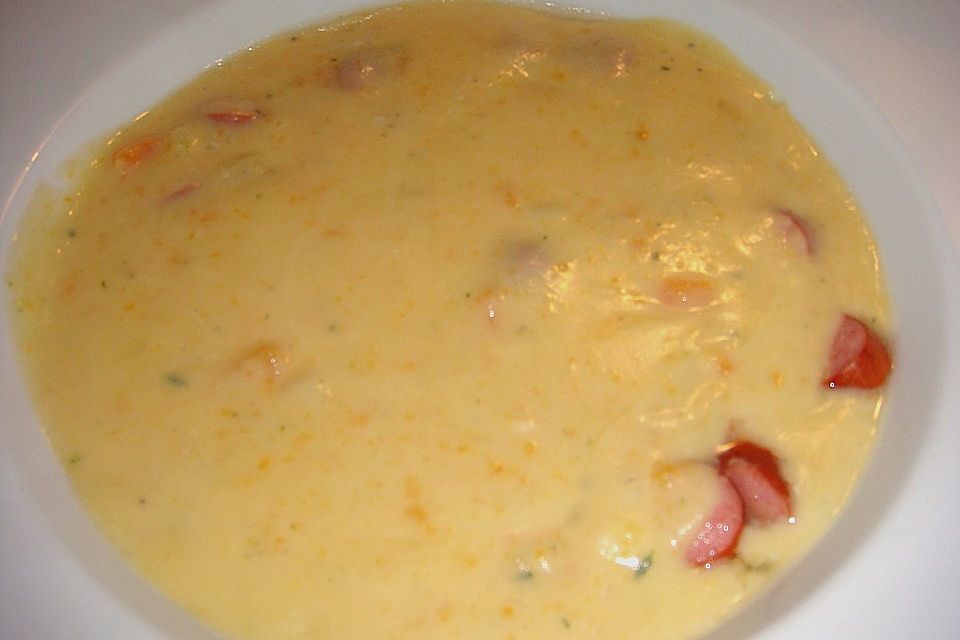 Cremige, aber diättaugliche Kartoffelsuppe mit Thymian und Käse