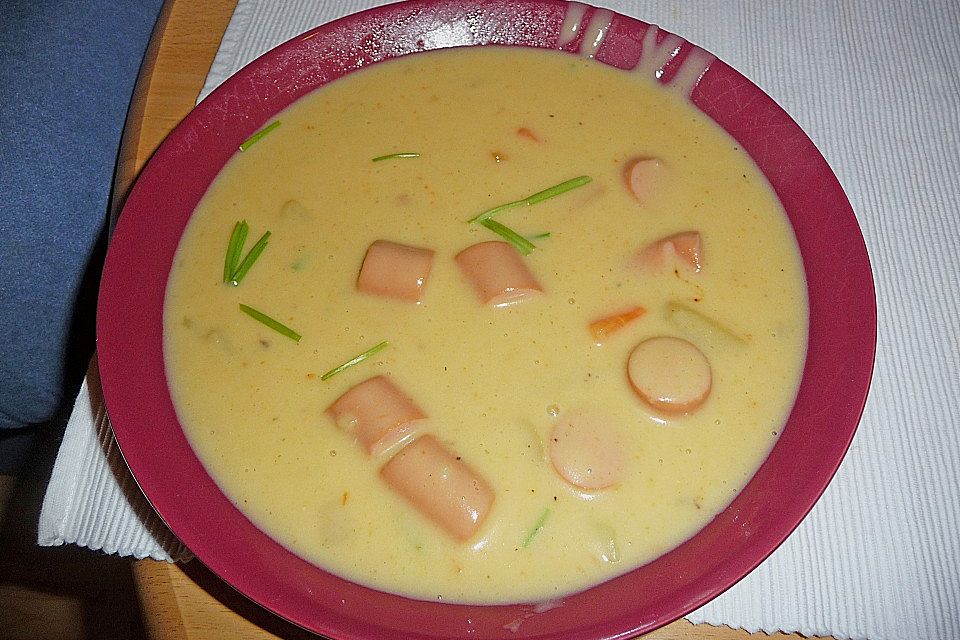 Cremige, aber diättaugliche Kartoffelsuppe mit Thymian und Käse