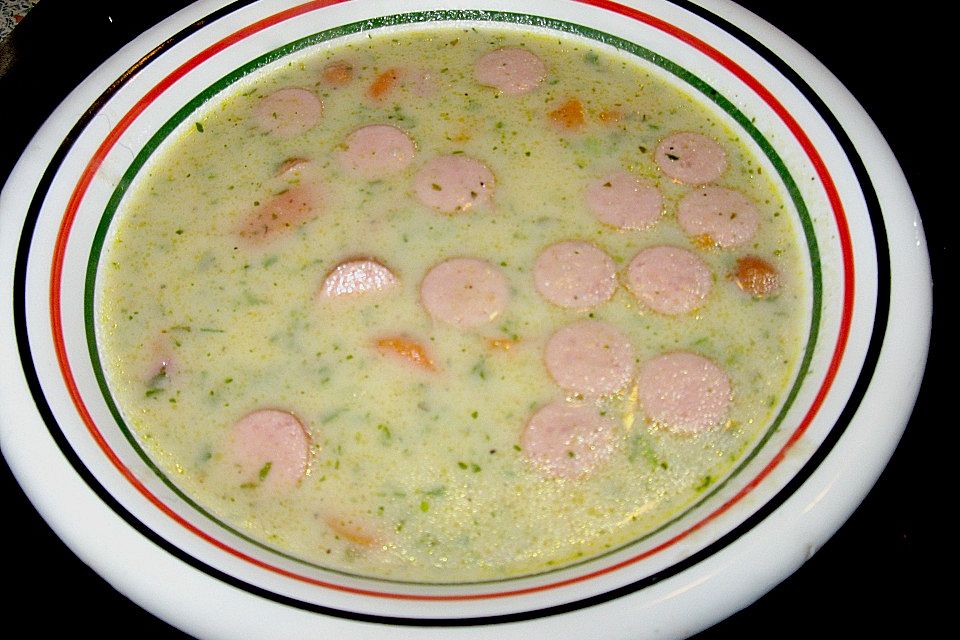 Cremige, aber diättaugliche Kartoffelsuppe mit Thymian und Käse