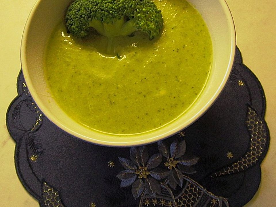 Brokkoli - Käse - Suppe von heimwerkerkönig| Chefkoch