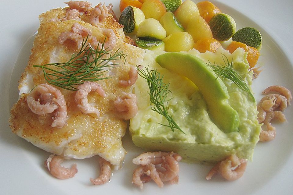 Blauleng und Krabben mit Apfel - Kürbis - Zucchini - Kugeln und Kartoffel - Avocado - Püree