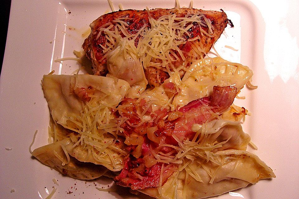 Birnen-Ravioli mit Speck und Bergkäse