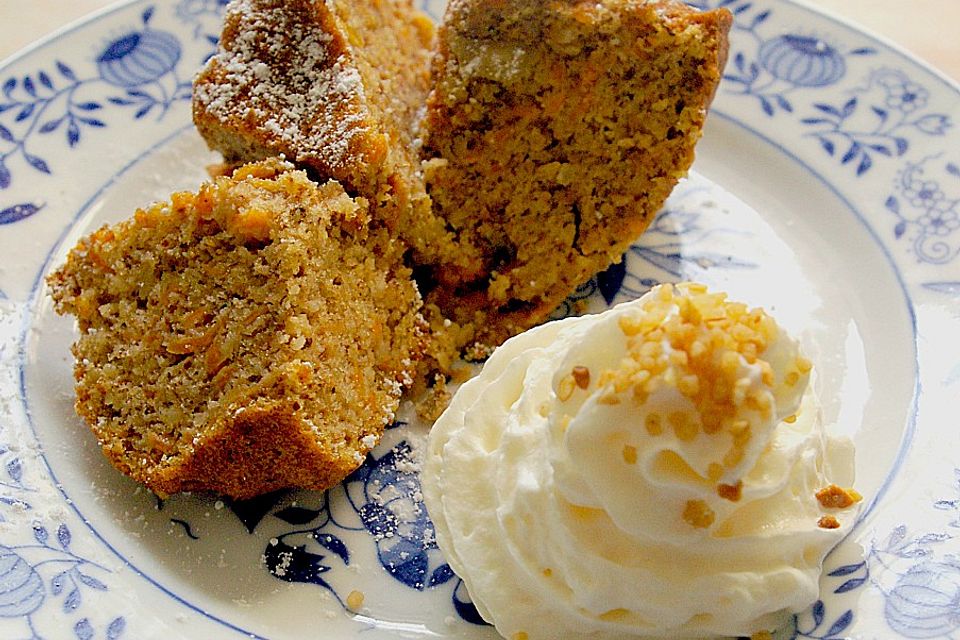 Nussiger Karottenkuchen Nussiger Karottenkuchen