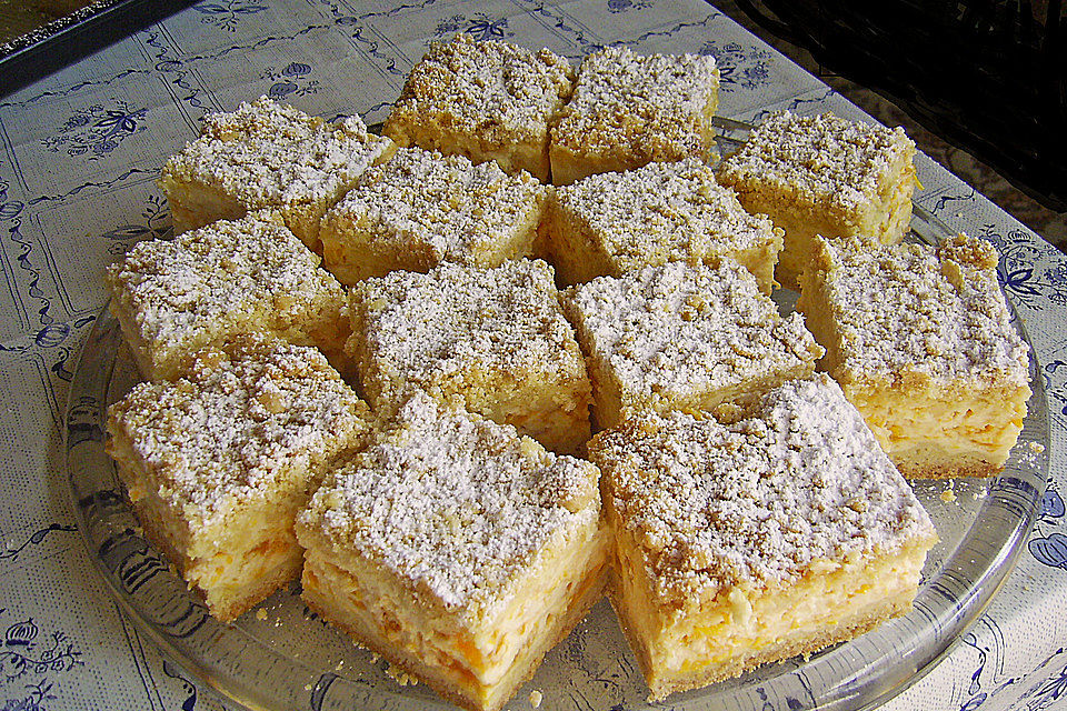 Streuselkuchen mit Mandarinen und Schmand