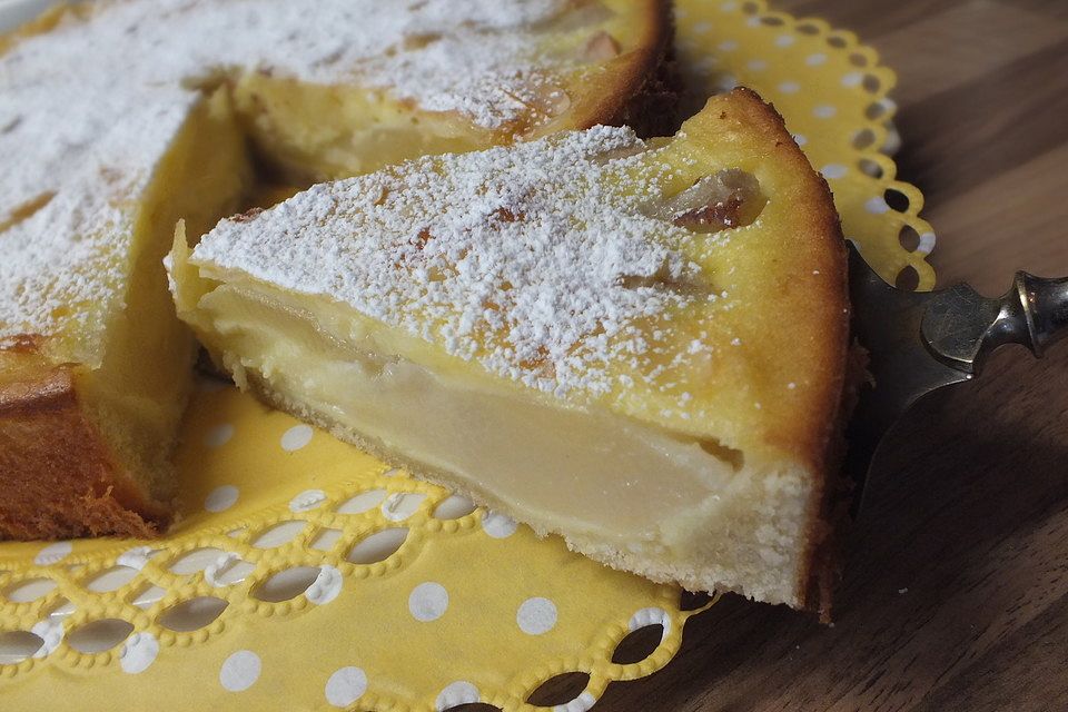 Birnenkuchen mit Vanilleguss