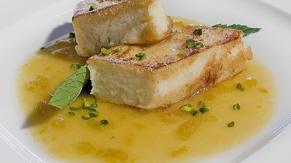 Limonen-Grie-schnitten-auf-Mirabellensauce