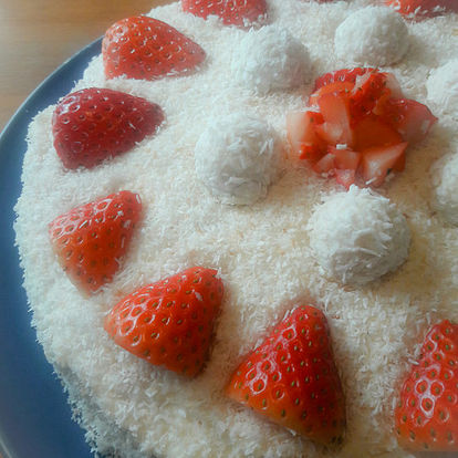 Gateau Raffaello Aux Fraises Recipe How To Make Calories Ingredients And Nutrition Foodcors France France