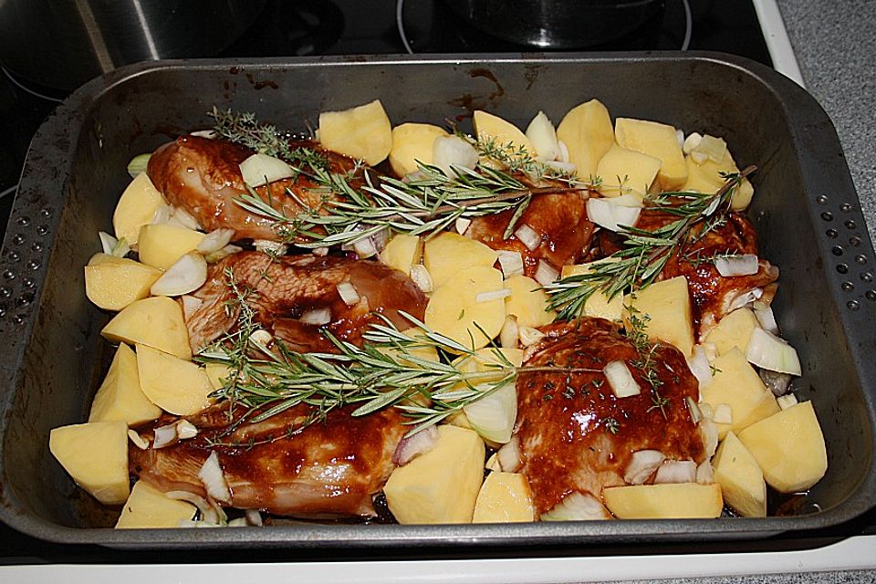 Hähnchen in Barbecuemarinade mit Kartoffeln