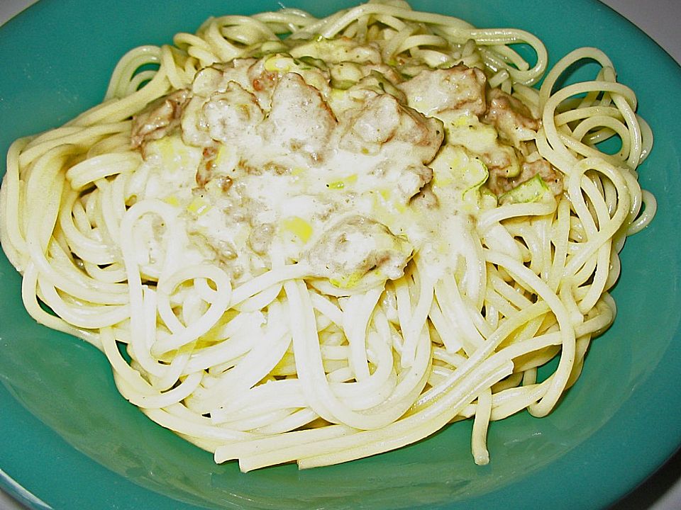 Spaghetti mit Hack - Käse - Sauce von Froschi| Chefkoch