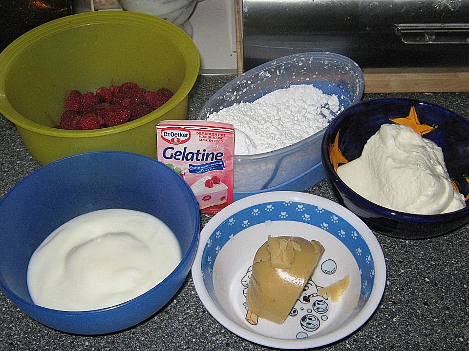 Himbeer - Marzipan - Creme von curly64 | Chefkoch Himbeer - Marzipan - Creme von curly64 | Chefkoch