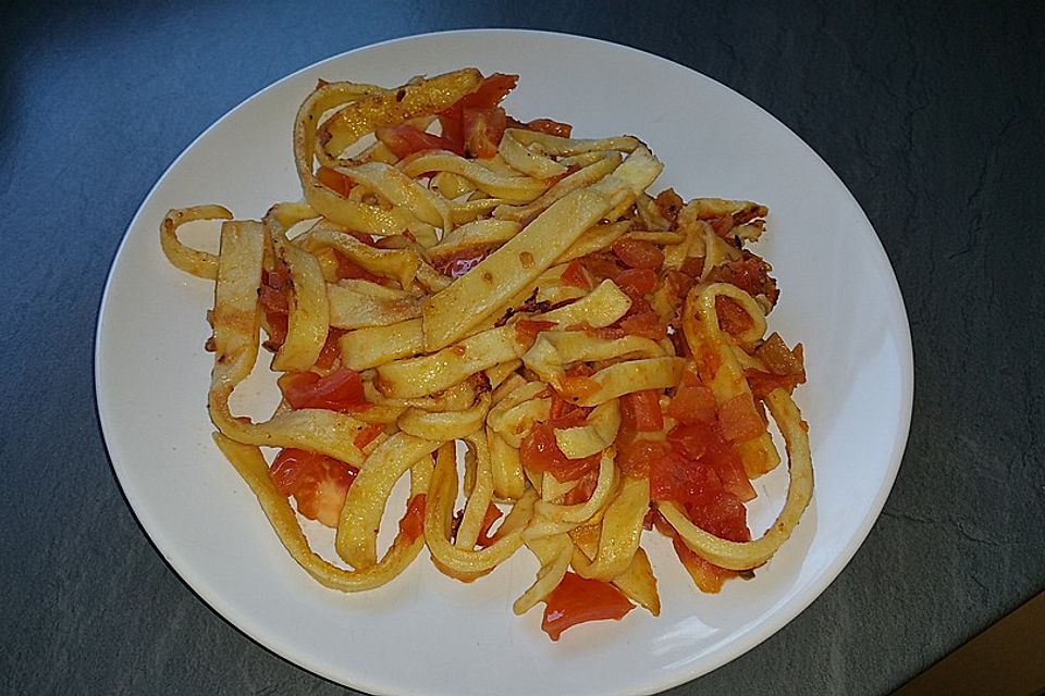 Knoblauchspaghetti mit frischen Tomaten