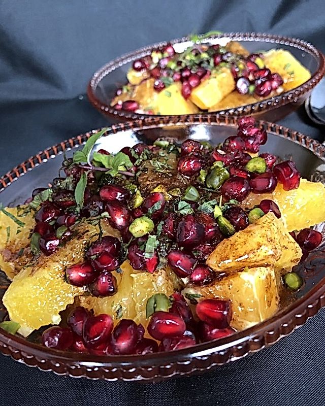 Marokkanischer Orangensalat mit Granatapfel