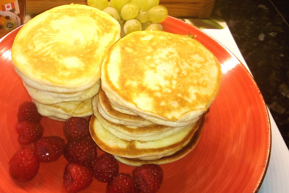 American Pancakes mit Ahornsirup