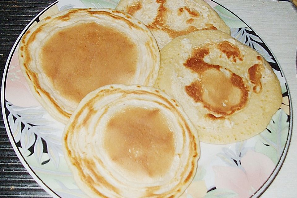 American Pancakes mit Ahornsirup