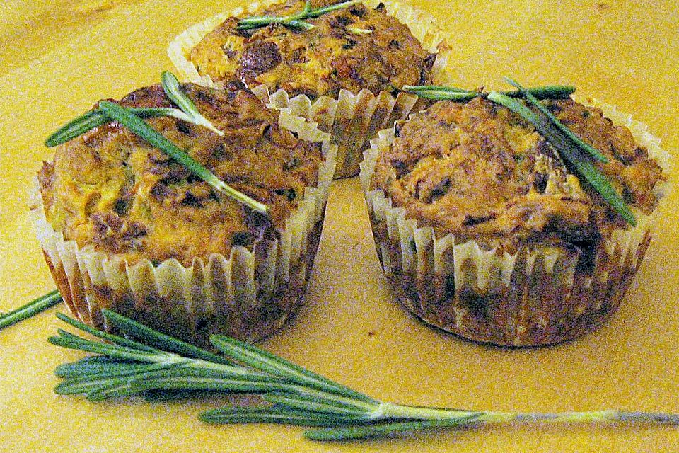 Muffins mit Thunfisch und Zucchini