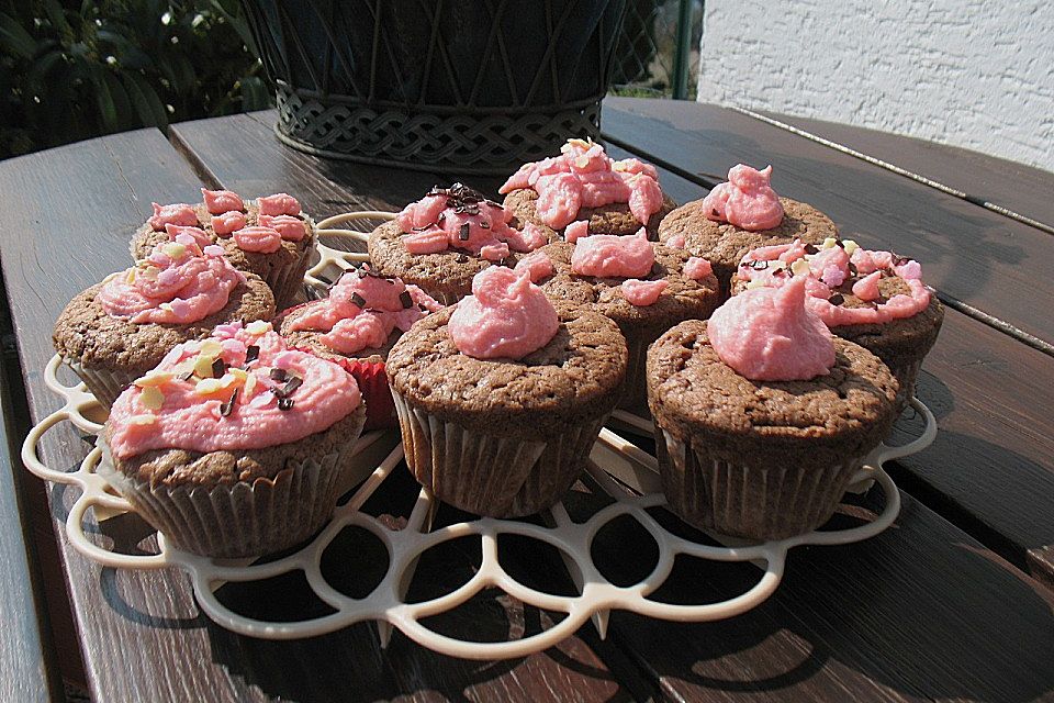 Chocolate Cupcake with maple cream cheese frosting