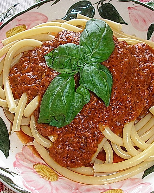 Spaghetti mit Tomaten - Thunfisch Sauce