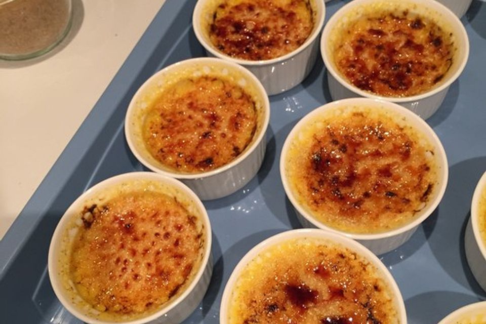 Crème brûlée mit Orange