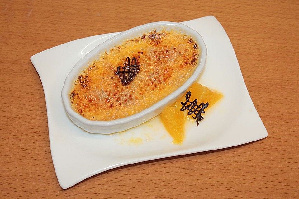 Crème brûlée mit Orange