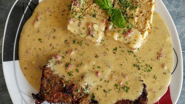 Kalbssteaks in würziger Senfsauce von MmeDuchamps