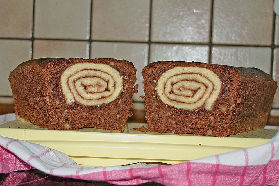 Rouladen - Schoko - Nusskuchen