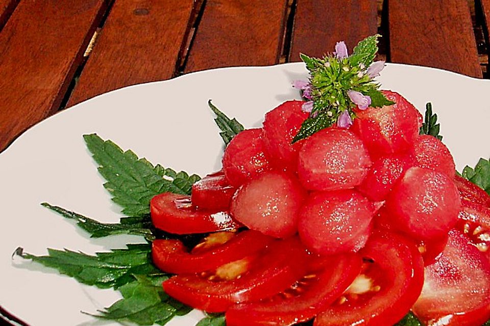 Tomaten-Wassermelonen-Salat