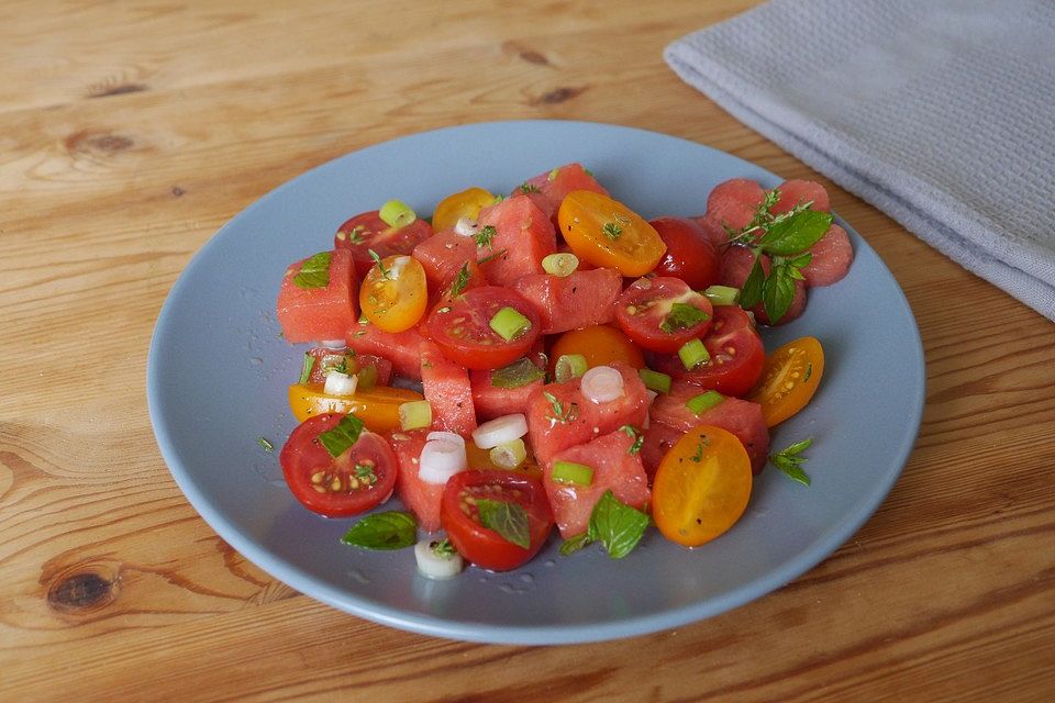 Tomaten-Wassermelonen-Salat