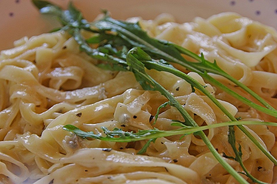 Antonios Pasta mit Gorgonzolasauce