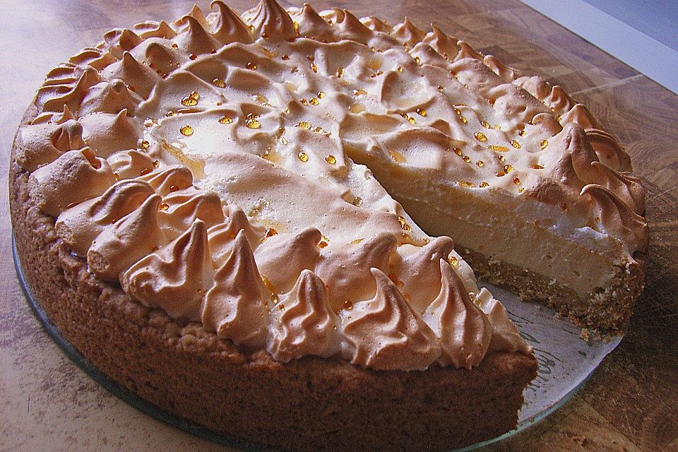 Mandelbaisertorte Mandelbaisertorte