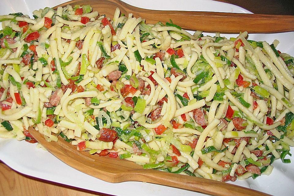 Herzhafter Spätzlesalat