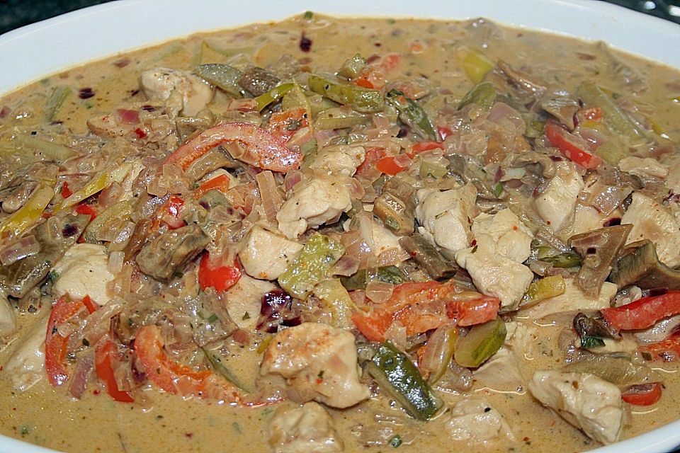 Hühnchen Stroganoff