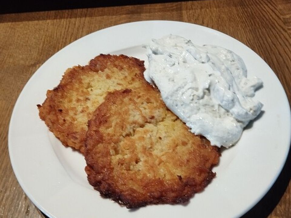 Apfel-Kartoffel-Reibekuchen mit Quark von Anni-Bussibär| Chefkoch