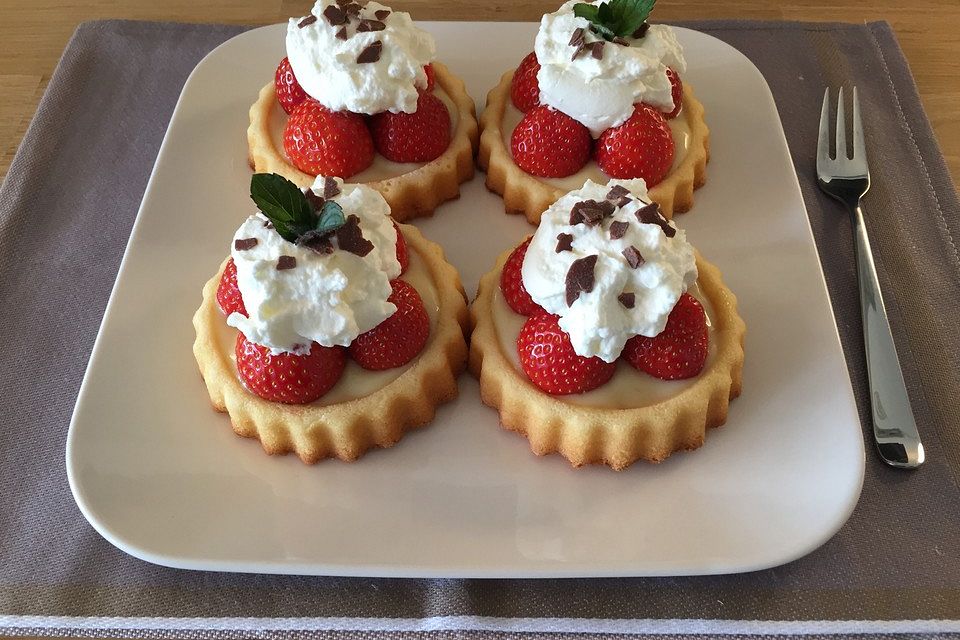 Torteletts mit Mascarpone - Erdbeer - Belag