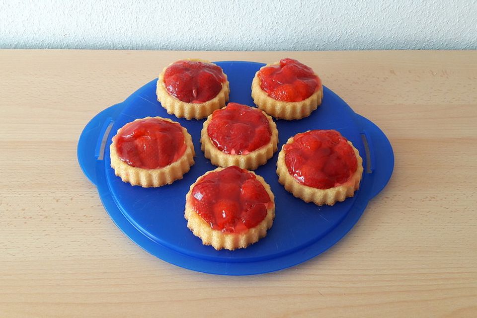 Torteletts mit Mascarpone - Erdbeer - Belag