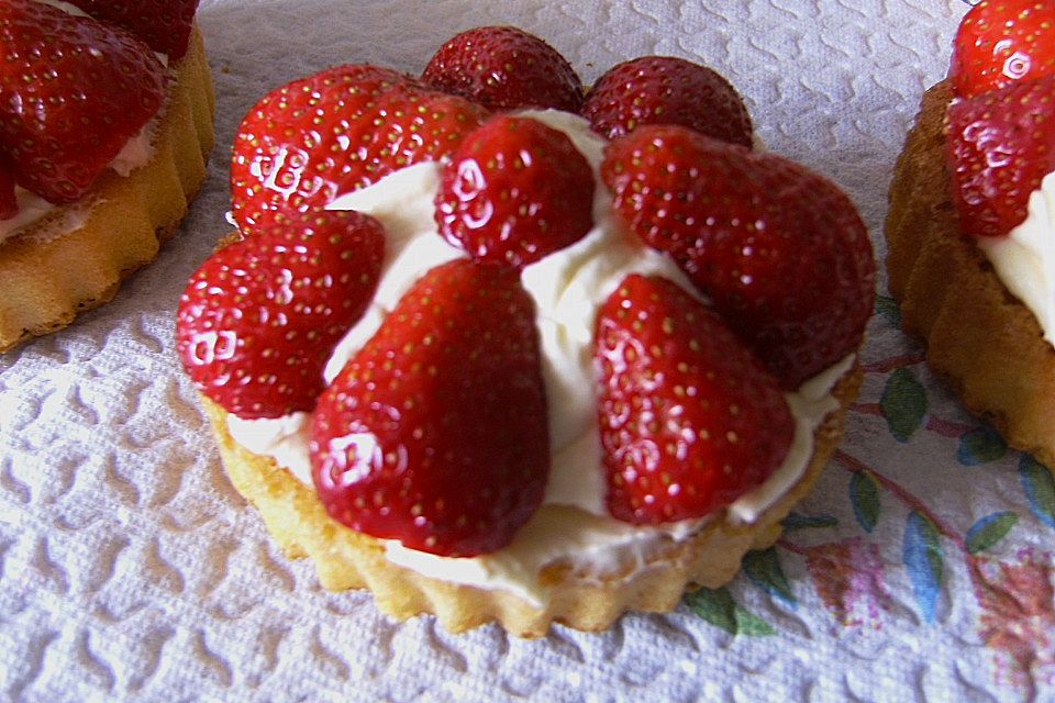 Torteletts mit Mascarpone - Erdbeer - Belag