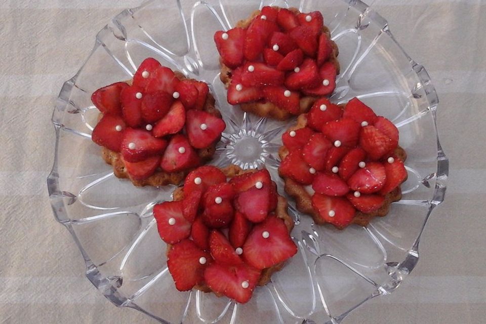 Torteletts mit Mascarpone - Erdbeer - Belag