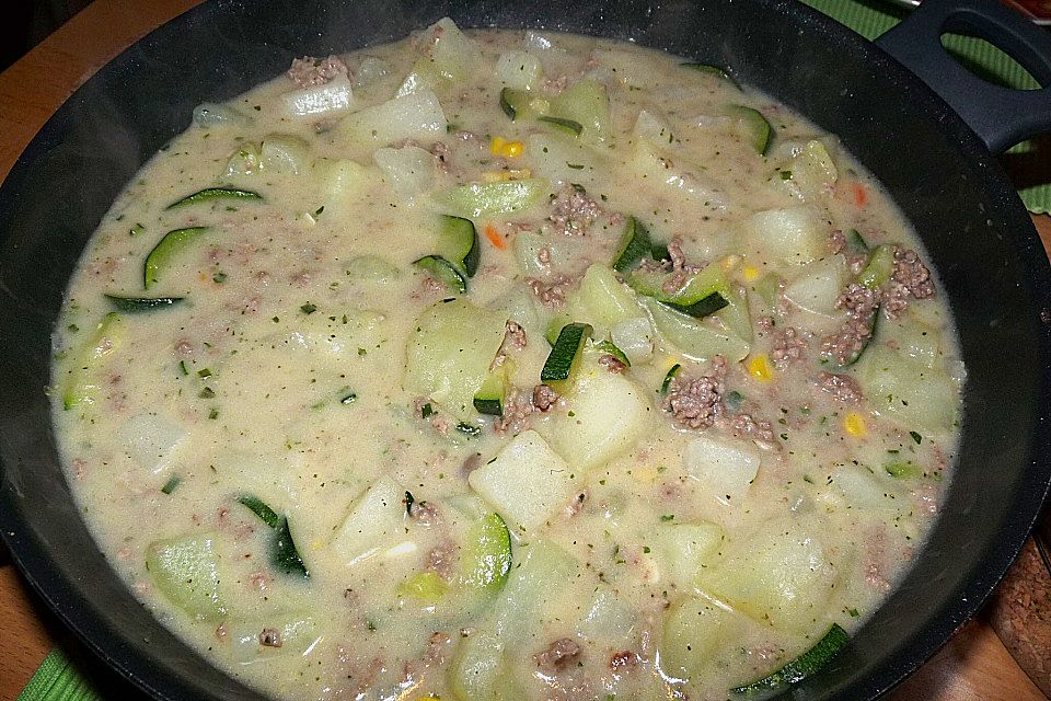 Kohlrabi mit Hackfleisch