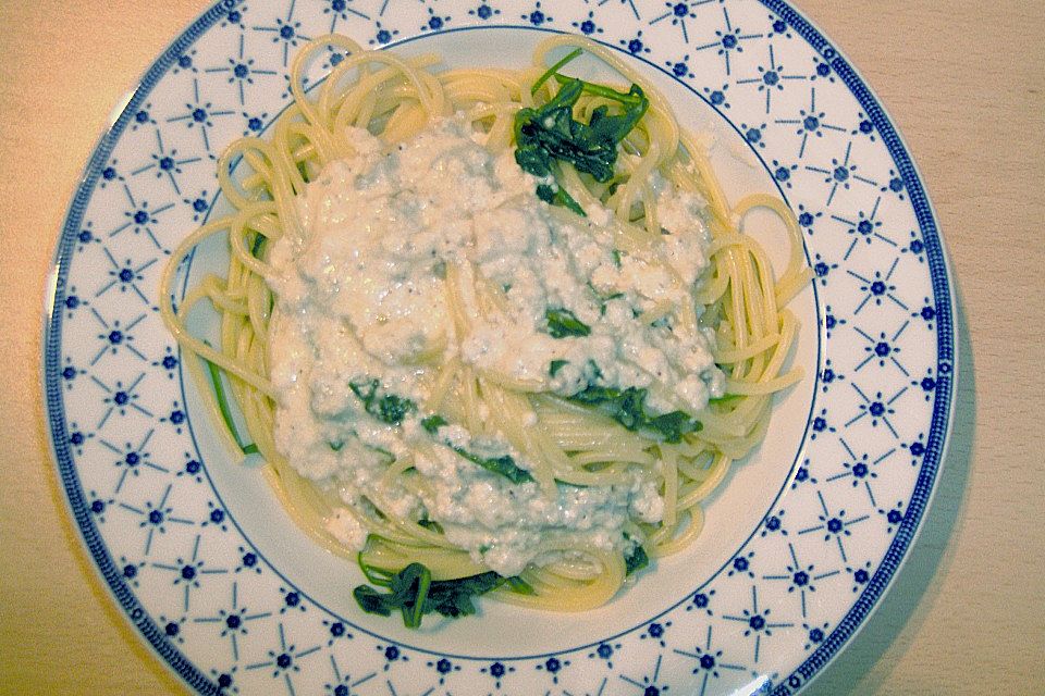 Spaghetti mit Rucola - Gorgonzola - Sauce