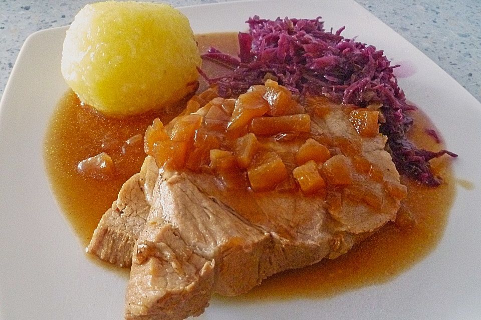 Schweinebraten in Senf-Sahne-Sauce