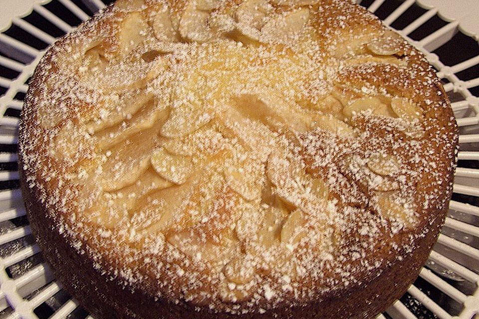 Vanille - Mandel - Kuchen mit Apfel