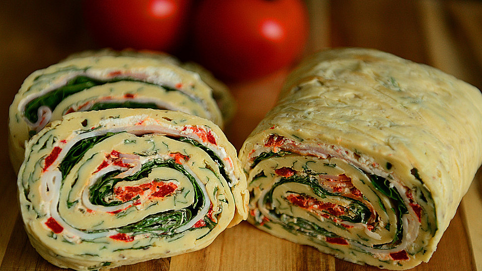 Pfannkuchenrolle vom Blech